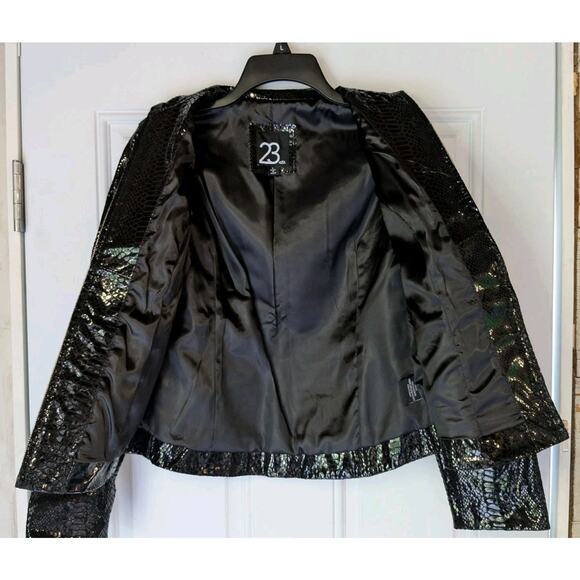 23RD ST Women's Embossed 100% Leather Shell Jacket Sz SM - Picture 3 of 6